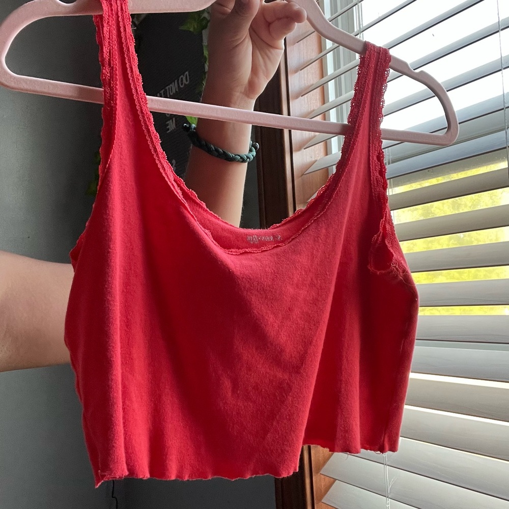 Red cropped lace tank top